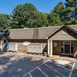exterior view at Oxford Townhomes